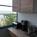 招待所 ваканционни къщи'на брега' On The Coast