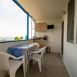 招待所 ваканционни къщи'на брега' On The Coast