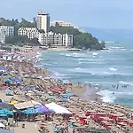 ваканционни къщи'на брега' On The Coast 招待所 瓦爾納