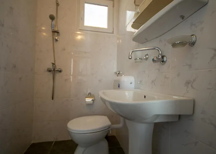 ваканционни къщи'на брега' On The Coast * Warna