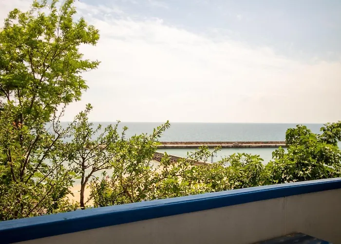 ваканционни къщи'на брега' On The Coast Guest house