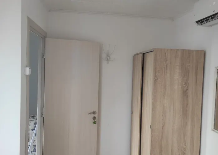 ваканционни къщи'на брега' On The Coast Guest house *