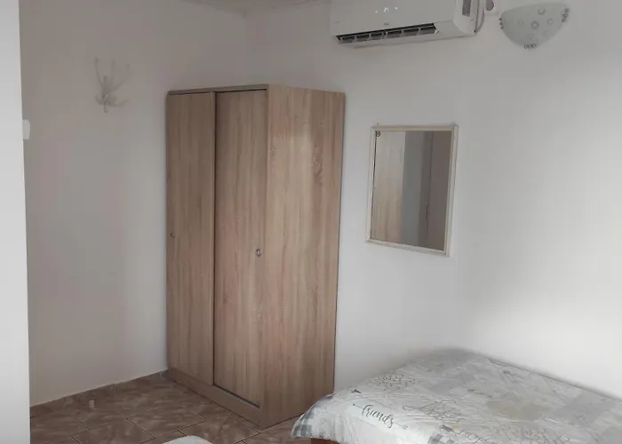 ваканционни къщи'на брега' On The Coast