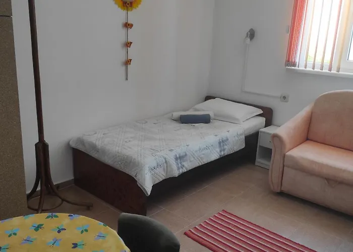 Guest house ваканционни къщи'на брега' On The Coast Varna