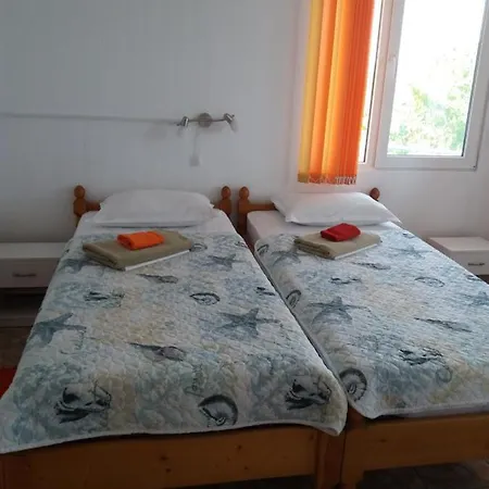 ваканционни къщи'на брега' On The Coast *