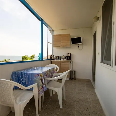 Maison d'hôtes ваканционни къщи'на брега' On The Coast