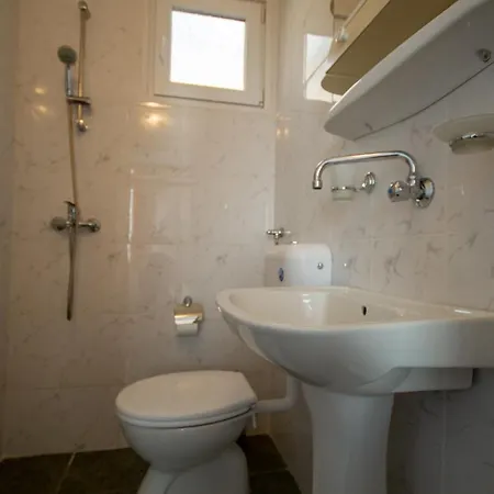 ваканционни къщи'на брега' On The Coast * Varna