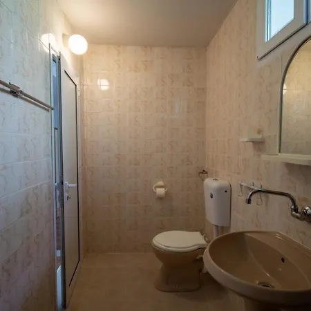 Guest house ваканционни къщи'на брега' On The Coast