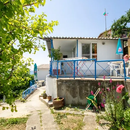 Guest house ваканционни къщи'на брега' On The Coast