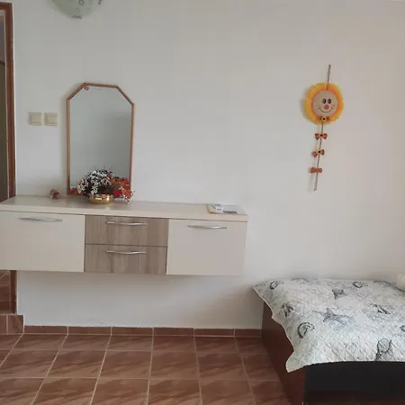 Guest house ваканционни къщи'на брега' On The Coast