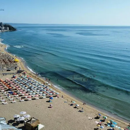 Guest house ваканционни къщи'на брега' On The Coast *